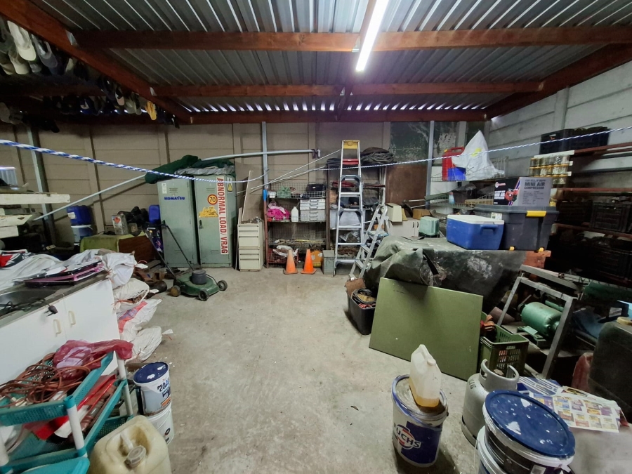 4 Bedroom Property for Sale in Oakdale Western Cape